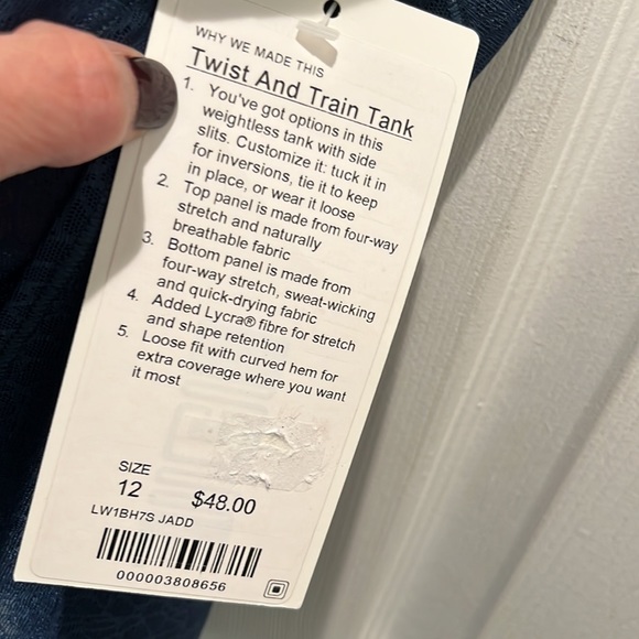 BNWT’S Lululemon Twist and Train Tank - Picture 7 of 10